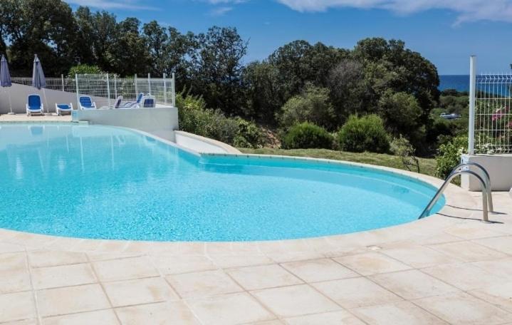 Capra Scorsa - Appt Vue Mer Et Piscine Partagee Belgodère Dış mekan fotoğraf